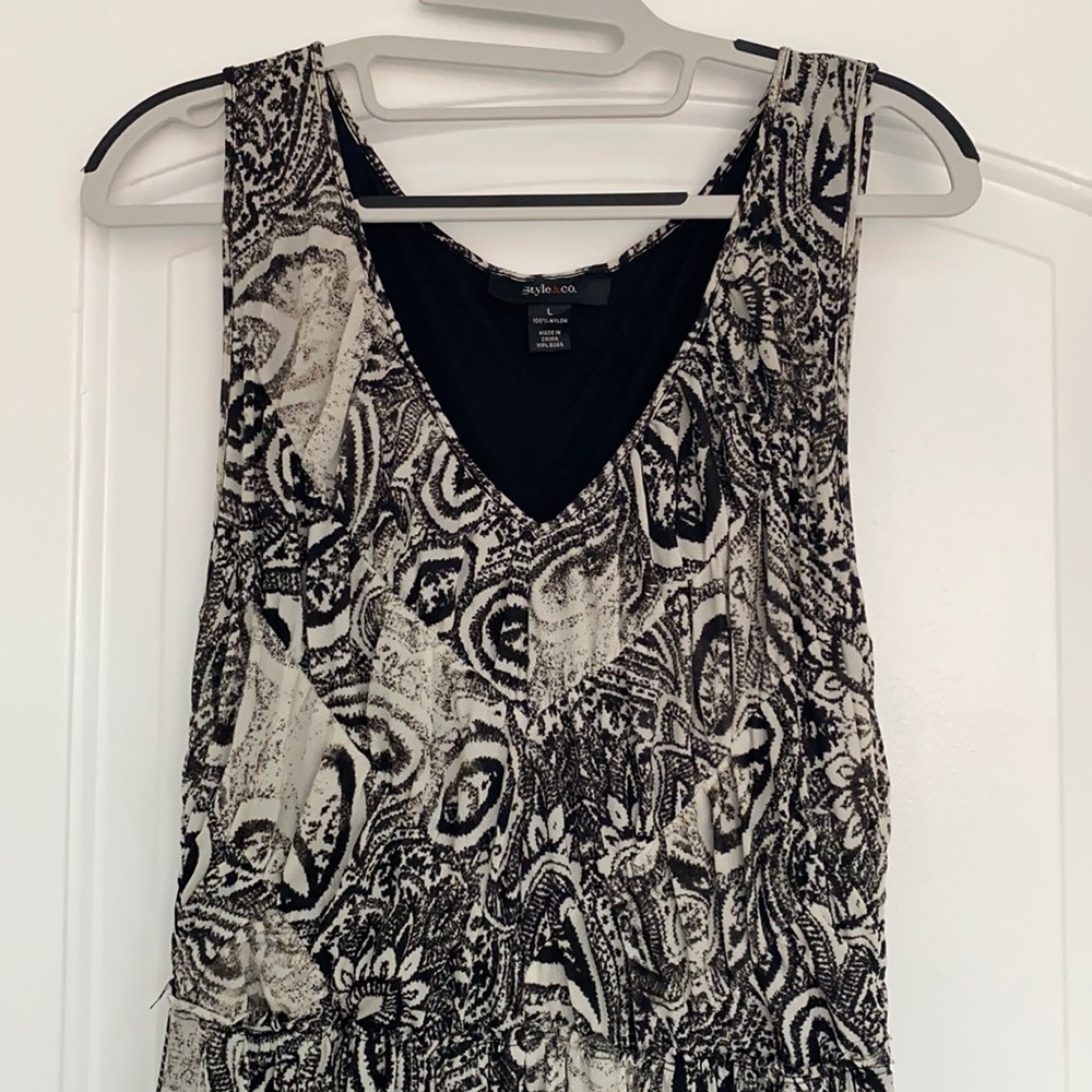 neutral paisley maxi dress.